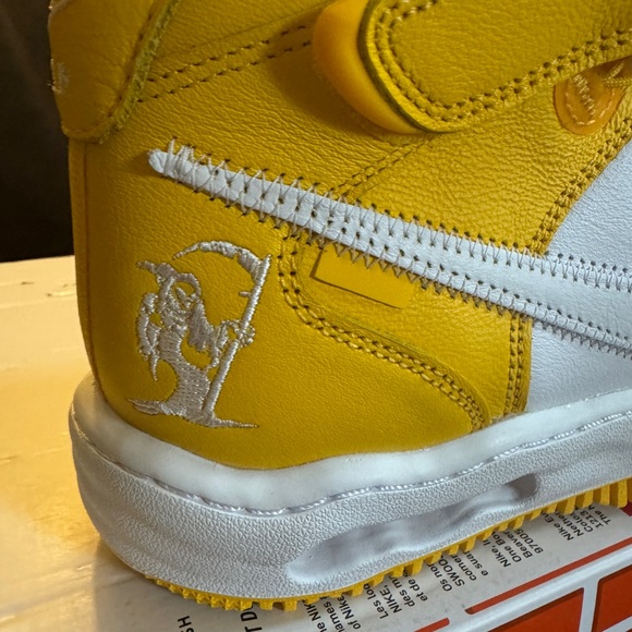 New Nike Air Force 1 Mid SP LTHR ‘Off-White /Varsity Maize’ Men’s Size 9 - Picture 8 of 16